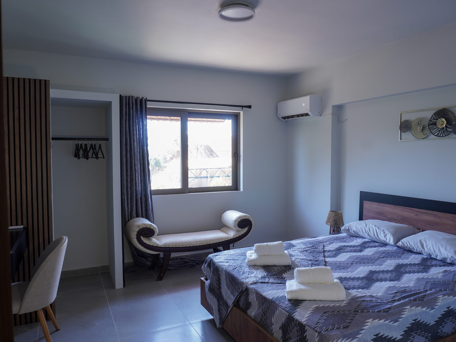 Bedroom 1 with queen bed, Casa Avgeri Afandou Rhodes